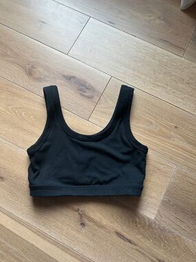 Alo Black Ribbed Crop Tank Top